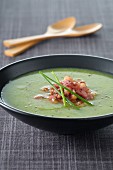 Cream of zucchini soup with diced bacon