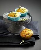 Goat's cheese and zucchini small savoury cakes