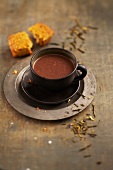 Heiße Schokolade mit Tee und Bergamotte