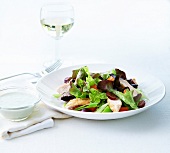 Autumn leaf salad with chicken and grapes