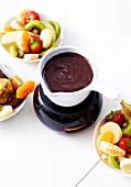 Dark chocolate Fonfue with fresh fruit