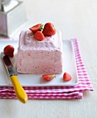 Strawberry ice cream Parfait