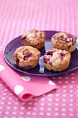 Fromage blanc and raspberry muffins