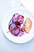 Pan-fried foie gras and apples and blackcurrant syrup