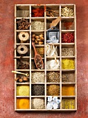 Compartment box of spices