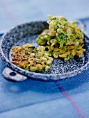 Farfalline and broccoli fritters