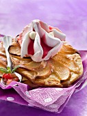 Thin apple tart with meringue-strawberry ice cream