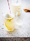 Lemon and ginger ice tea