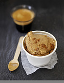 Coffee and speculos crumb ice cream