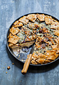 Potato tart with nuts and Roquefort (vegetarian)