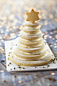 Gourmet Christmas tree with pistachio paste shortbread and white chocolate ganache
