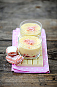 White chocolate mousse with Biscuits Roses de Reims