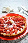 Strawberry-coconut tart
