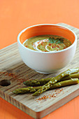 Cream of green asparagus soup with Espelette pepper