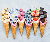Composition with garnished cones