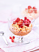 Spicy risotto with cereals and red berries