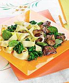 Parpadelles with chicken livers and spinach