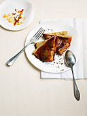 Caramelised crêpes