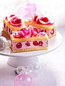 Raspberry slices with rose petals (Christmas)
