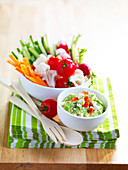 Raw vegetables with an avocado dip