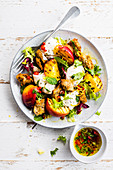 Salad of grilled nectarines with burrata