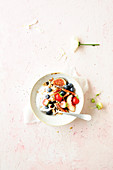 Muesli with yoghurt and summer fruits