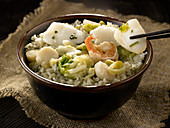 Reis mit Meeresfrüchten (Asien)