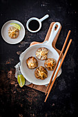 Gedämpfte Dumplings mit Kürbisfüllung (Asien)