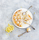 Zitronen-Meringue-Torte