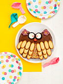 Owl themed chocolate cake