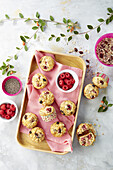 Small muesli muffins with raspberries