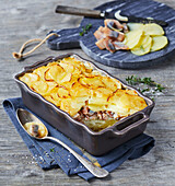 Kartoffelgratin mit geräucherter Makrele