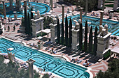 Terrasse und Schwimmbecken im Sonnenlicht Cesars Palace Hotel &amp; Casino, Las Vegas, Nevada, USA, Amerika