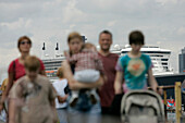 Queen Mary 2, Harbour Hamburg, Hamburg Germany