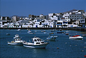 Hafen, Puerto del Carmen, Lanzarote Kanarische Inseln