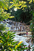 Dunn's River Falls, Ochos Rios, Distrikt St. Ann, Jamaica, Caribbean