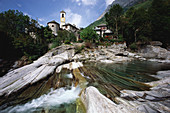 Lavertezzo, Verzascatal, Valle Verzasca, Locarno, Tessin, Schweiz