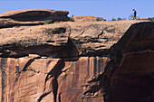 Mountainbiker, Gemini Bridges, Bull Canyon, b. Moab Utah, USA