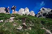 Two men hiking, Bischofsmuetze, Gosaukamm, Salzburger Land, Austria