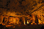 Stalagtiten in Höhle, Cango Cave, Oudtshoorn, Südafrika