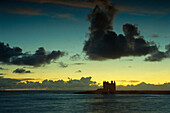 Château Turpeau im Abendlicht, Côte Sauvage, Bretagne, Frankreich