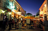Restaurants bei Nacht, Lagos, Algarve, Portugal
