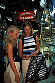 Shopping, Grand Bazar, Beyazit, Istanbul, Turkey