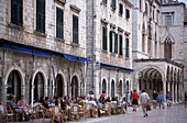 Straßencafe, Plaza, Dubrovnik, Dalmatien, Kroatien