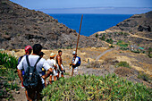 Hiking to Playa de Güigüi, Gran Canaria, Kanarische Inseln, Spanien