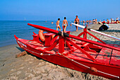 Boot am Strandt, Viareggio, Toskana, Italien