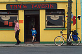Tom's Tavern, Cahersiveen, Kerry , Irland