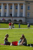 Girls, picnic, Castle, Oslo, Norway