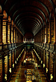 Long Room, Old Library, Bibliothek Dublin, Irland