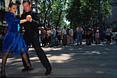 Tango Tänzer in Les Rambles, Barcelona, Katalonien, Spanien, Europa